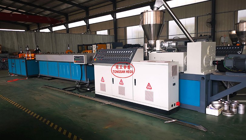 PVC electric cable conduit pipe making machine