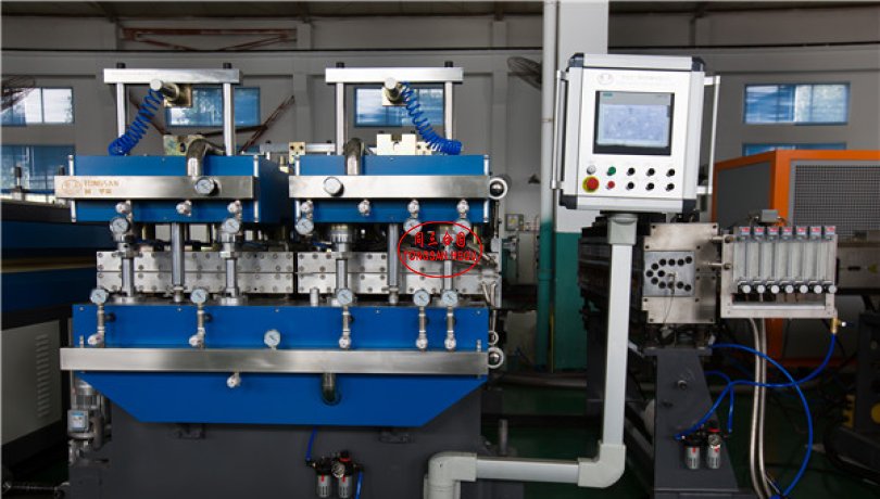 pp hollow sheet machine