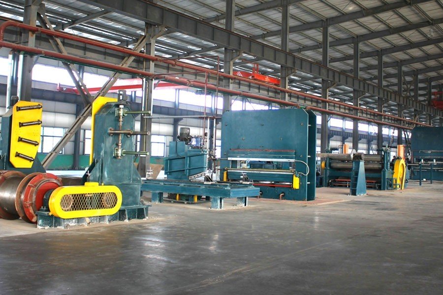 Vulcanizing presses for conveyor belts