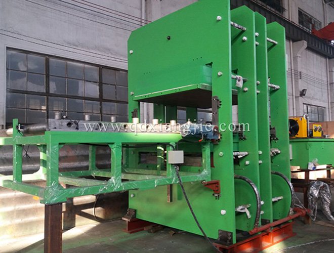 Frame type plate vulcanizer