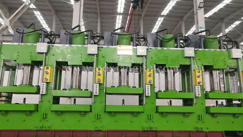 Solid Tire Curing Press