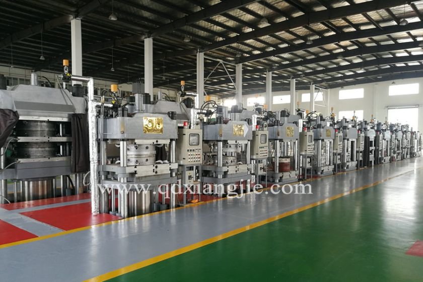 Solid Tire Curing Press