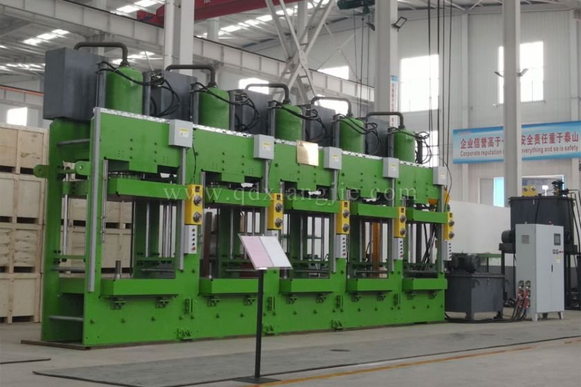 Solid Tire Curing Press