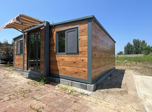 Luxury Extendable Modular Container House with Bedrooms and Living Room
