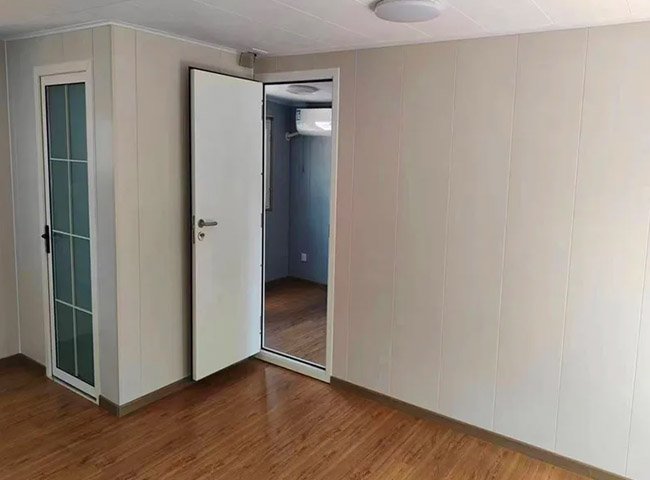 20ft Double-Winged Prefabricated Folding Container House