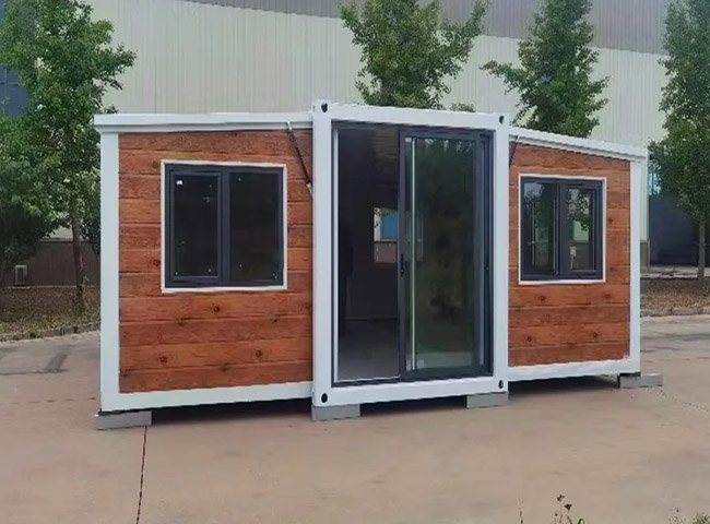 20ft Double-Winged Prefabricated Folding Container House
