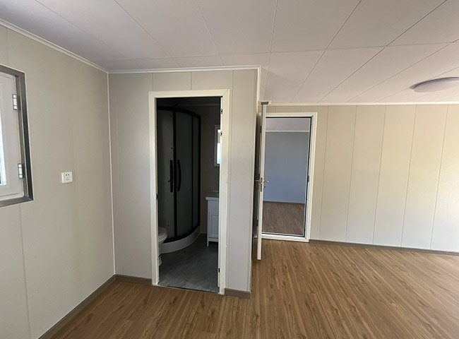 Luxury Extendable Modular Container House with Bedrooms and Living Room
