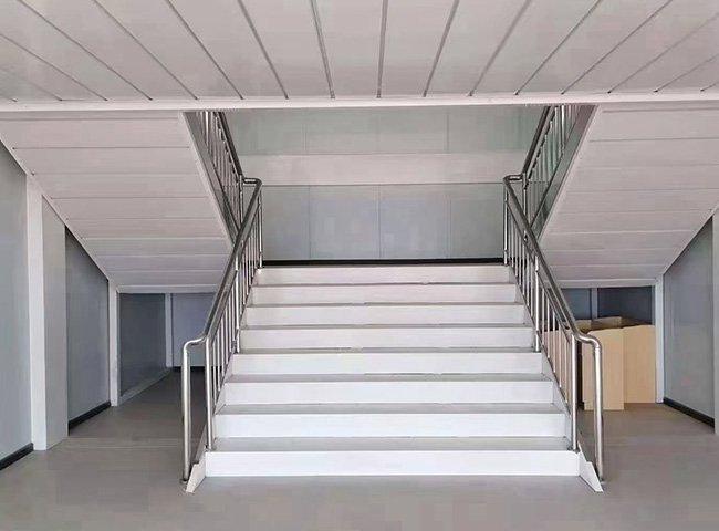 Exquisite High-End Container House with Steel Materials
