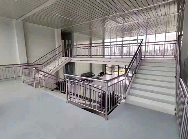 Flat Pack Container House Exterior