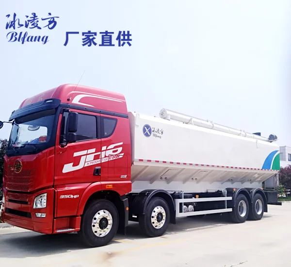 32 m3 bulk feed truck