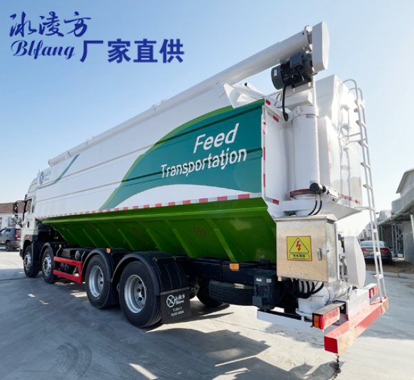 8X4 bulk feed transport truck, low center of gravity, lightweight