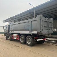 SECOND-HAND DUMP TRUCK