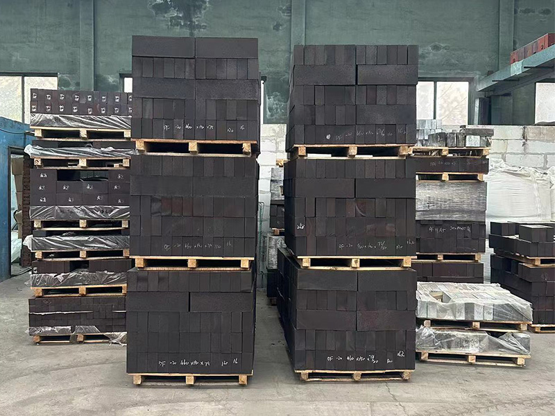Magnesia Chrome Bricks Manufacturer|Fabricante de ladrillos de magnesia y cromo