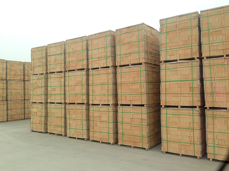 Fire Clay Insulating Bricks Manufacturer