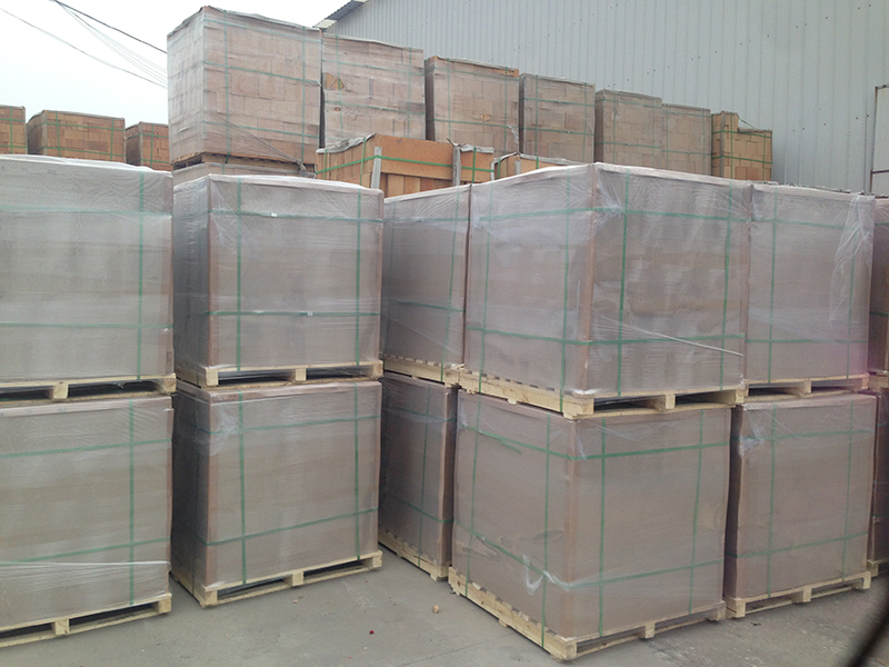 Factory Fire Clay Insulating Bricks|طوب عازل من الطين الحراري المصنع