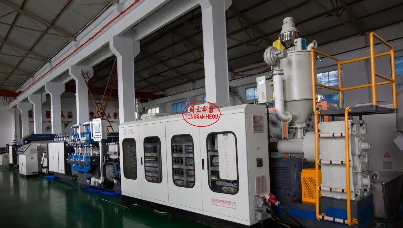 PP hollow sheet machine,PP Automatic Corrugated Foldable Box Making Machine Production Line for Fruit/Vegetable/Storage/Tote