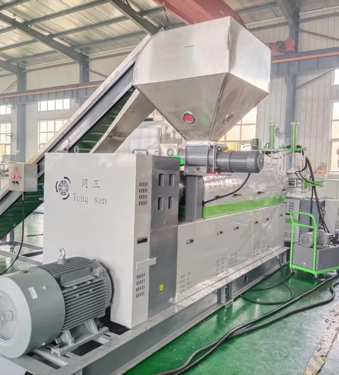 Double step PP PE plastic granulation machine for Moroco customer using for recycling PP PE plastic wastage into plastic granules