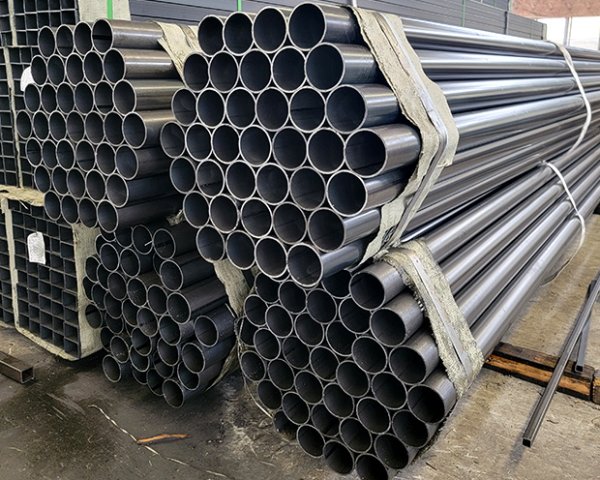 Carbon steel pipe