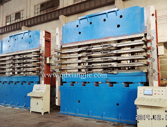 Exported to Turkey 4100X750-1500 tons side plate vulcanizing machine