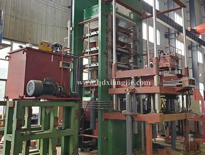 1400*1400 Automatic solid tire vulcanizing machine exported to Turkey