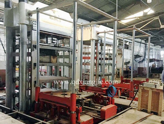 Duplex solid tire vulcanizing machine