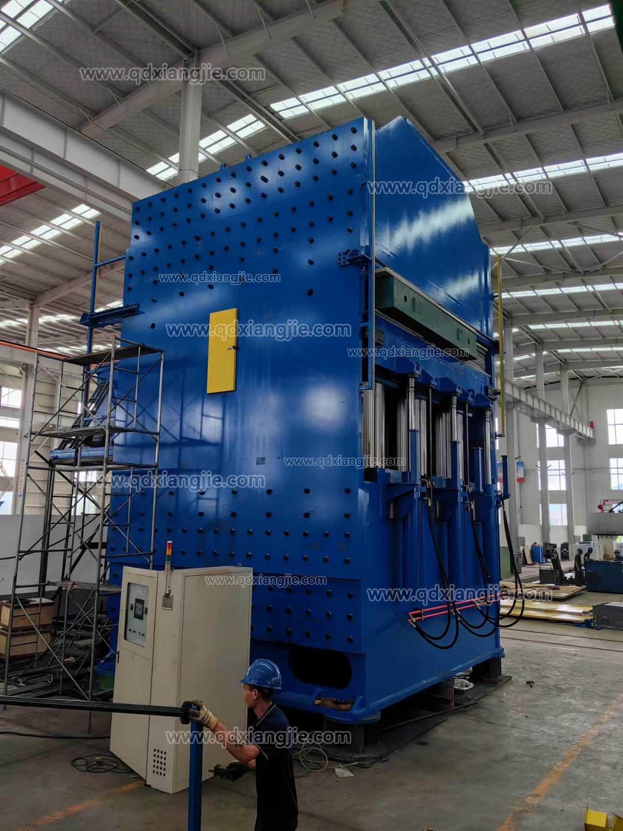 Large-scale-vulcanizing-machine_05005