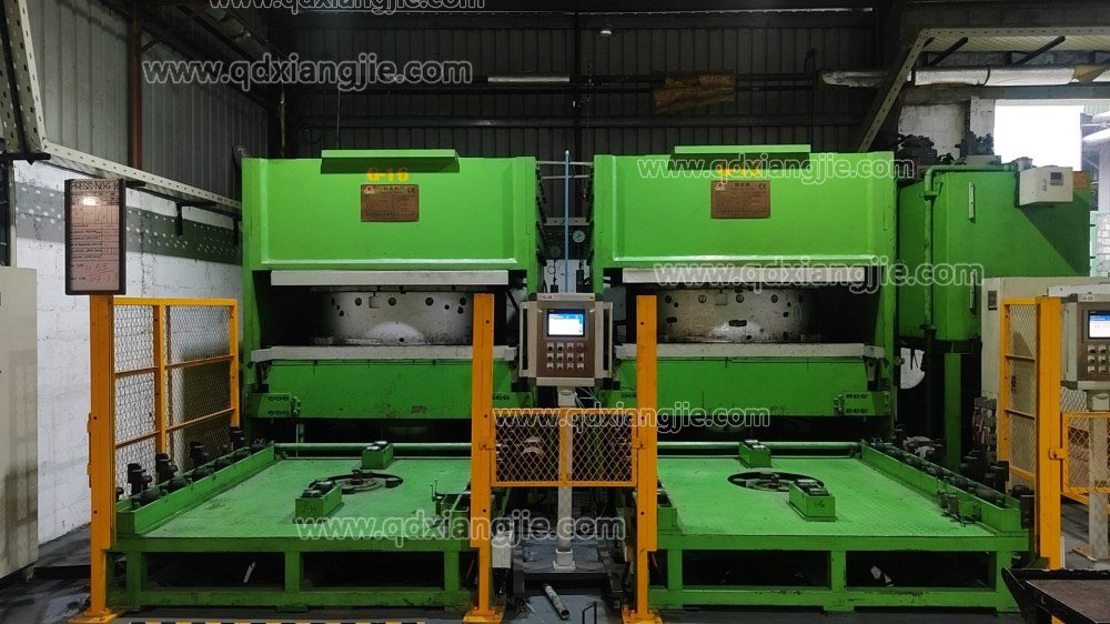 Rubber-Vulcanizing-Press