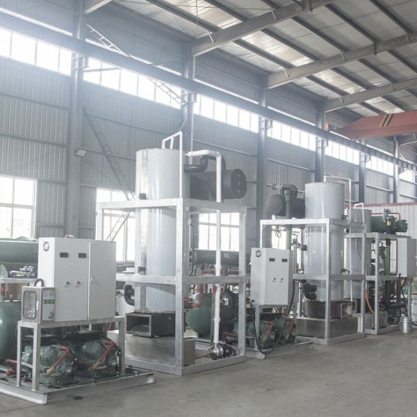 Large Capacity 35T 40T 45T 50T Industrial Tube Ice Machine Factory Supply Cylinder Ice Maker