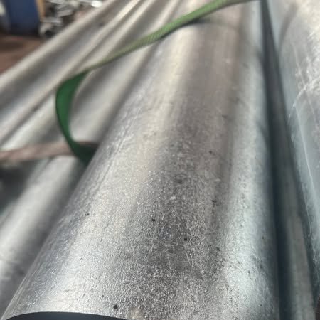 SEAMLESS STEEL PIPE