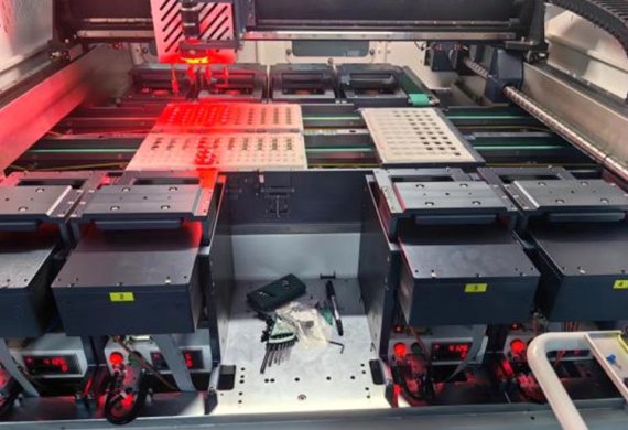 _0011_自动在线芯片烧写生产线-SP07