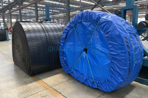 Cinta transportadora acanalada