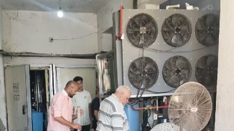 Tube ice machine installation in Egypt 
