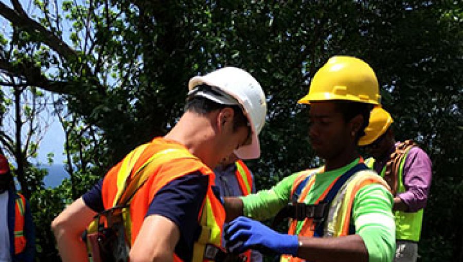 Ingeniero de despacho de Powtech al extranjero para orientación de instalación en el sitio