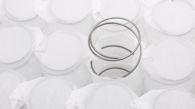 Mattress covered with non-woven fabric