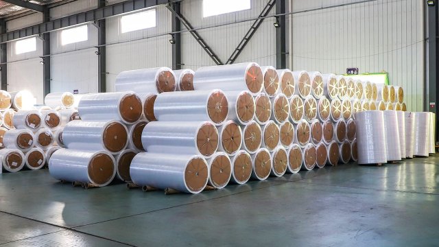  What is Nonwoven Interlining and How is it Used?