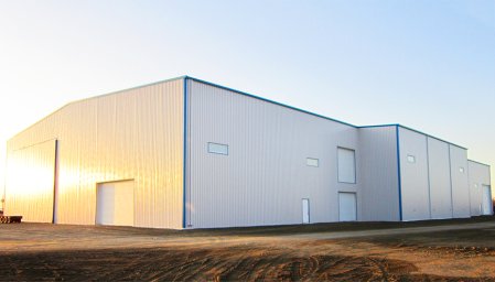 EDIFICIO DE ALMACÉN PREFABRICADO DE ACERO