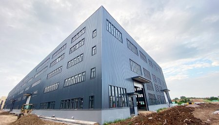 TALLER DE FABRICA DE ACERO