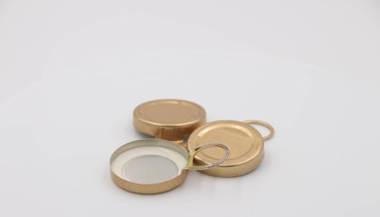 Manufacturing method of new pull-ring bottle cap