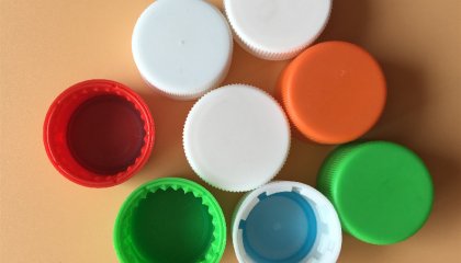 You cannot blindly satisfy the convenience of opening at the expense of sealing function