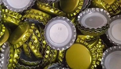How to open the beer bottle cap