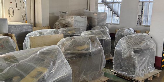 The production and packaging of 20 Bowl Cutters ordered in bulk by German customers have been completed.