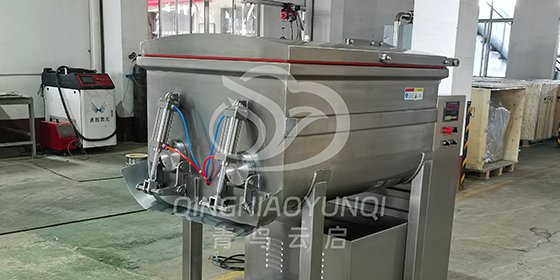 The 500 type double axis meat mixing machine ordered by Canadian customer has been produced.