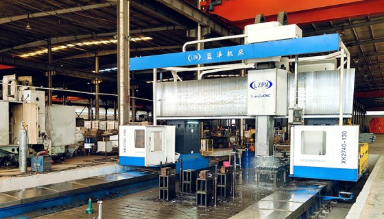 CNC gantry milling machine