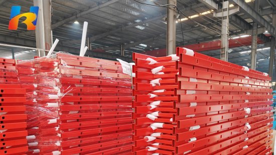 High-Quality Light Steel Structure Ladders – Ready for Fast Global Shipping