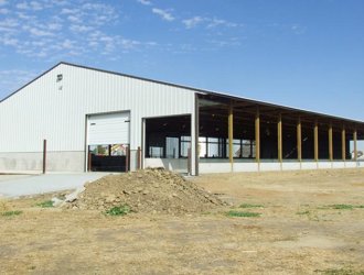 Low Cost Steel Structure Cow ShedEconomical Farm Building for Cow andCattle Care