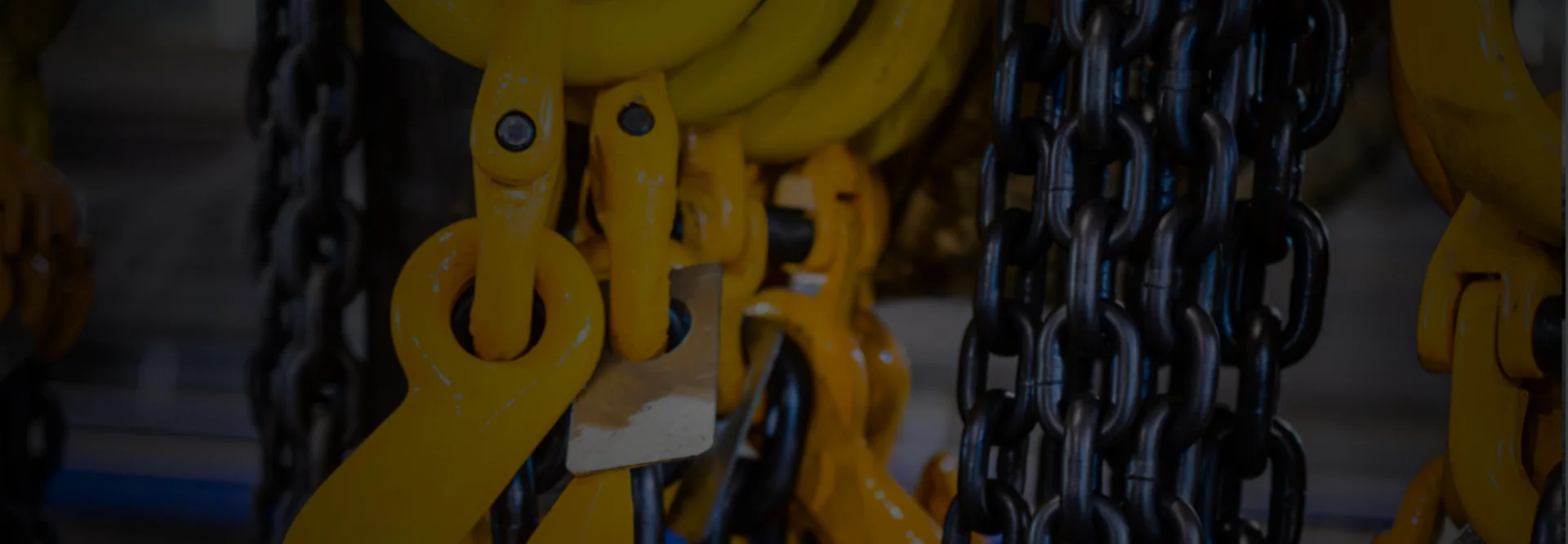 lifting and lashing equipment