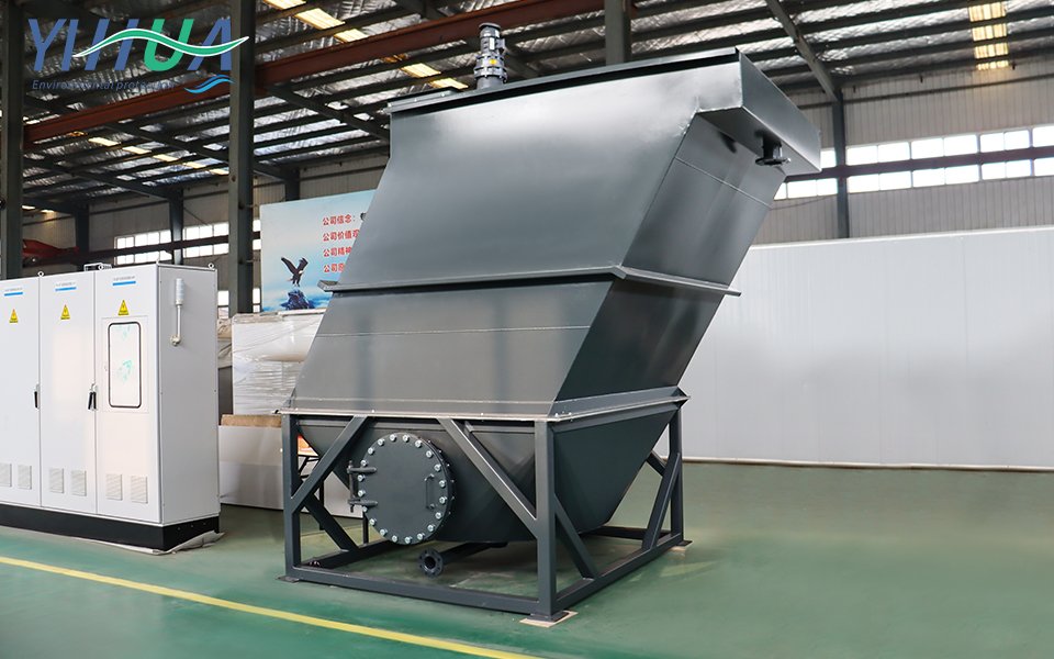 inclined plate settler