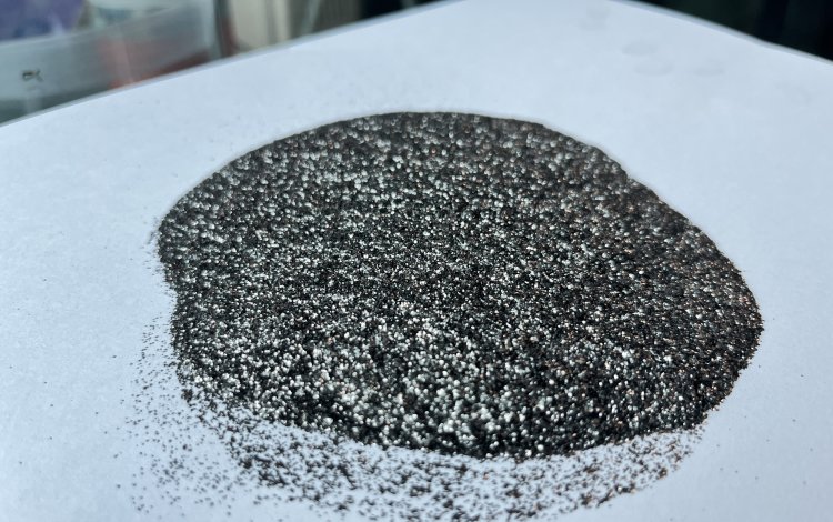 Flake Graphite vs MoS₂ in Friction Materials: Which Performs Better in Brake Pads?