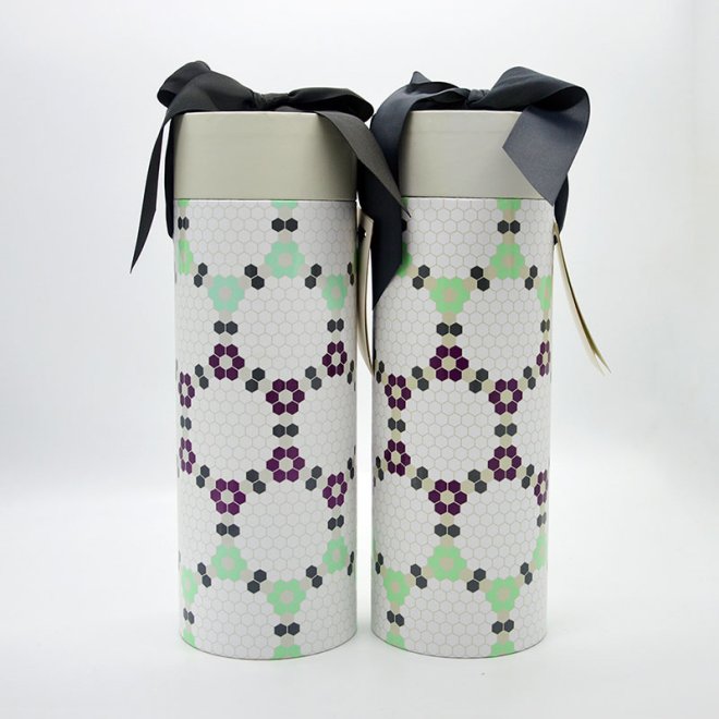 Customizable Paper Tubes for Gift Packaging