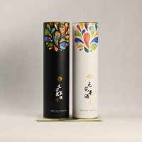 Custom round tube with snug lid for alcohol packaging